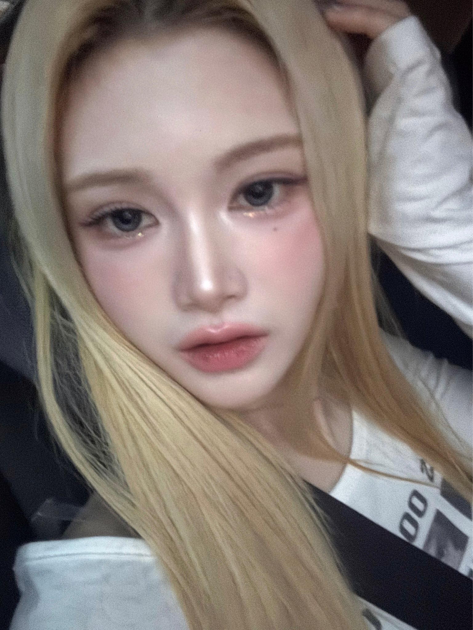 251029 tripleS Mayu高麗真友 ​​​