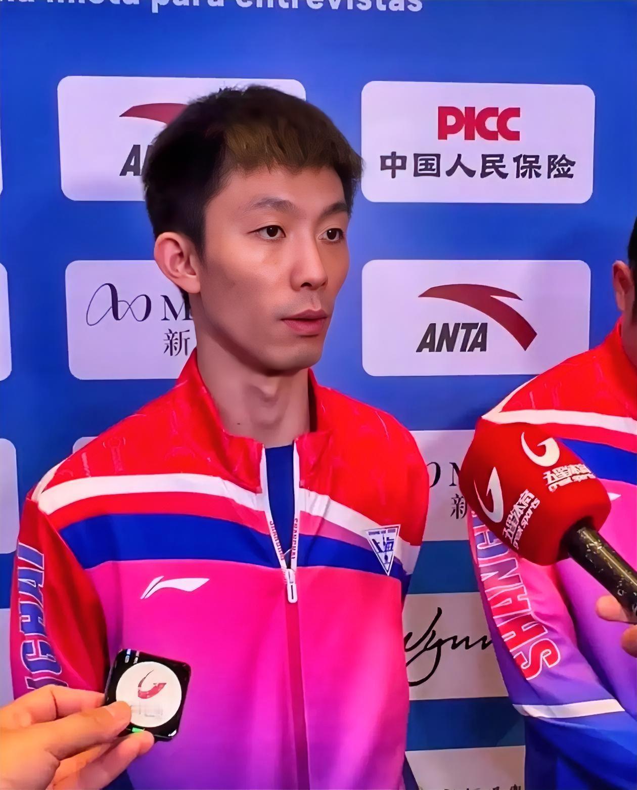 周恺赛后采访也太人间清醒了吧！
他直戳要害：北京和上海的关键战，核心就是第一场双