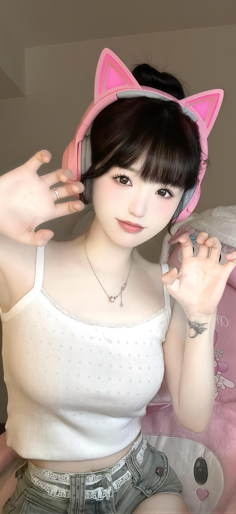 美女壁纸 | 温婉动人 是你喜欢的类型