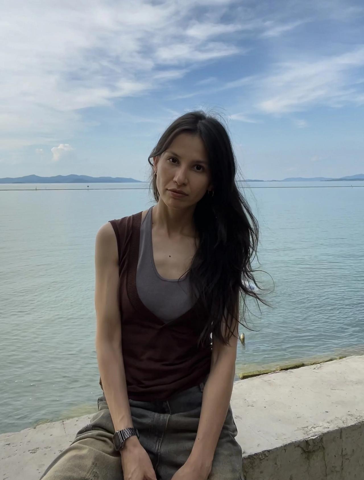 湿热夏日
被肌肉控制了大脑