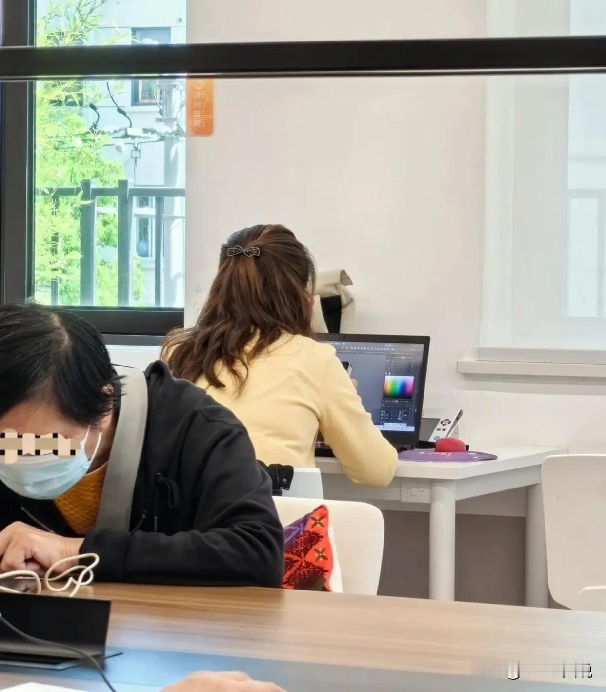 前两天遇到一个不错的求职者，候选人提出自己的预期工资是想15000-18000之