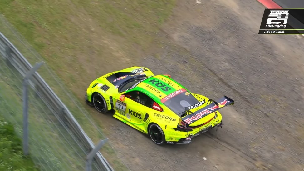 Manthey Racing的911号车组（Kévin Estre驾驶，赛车sp