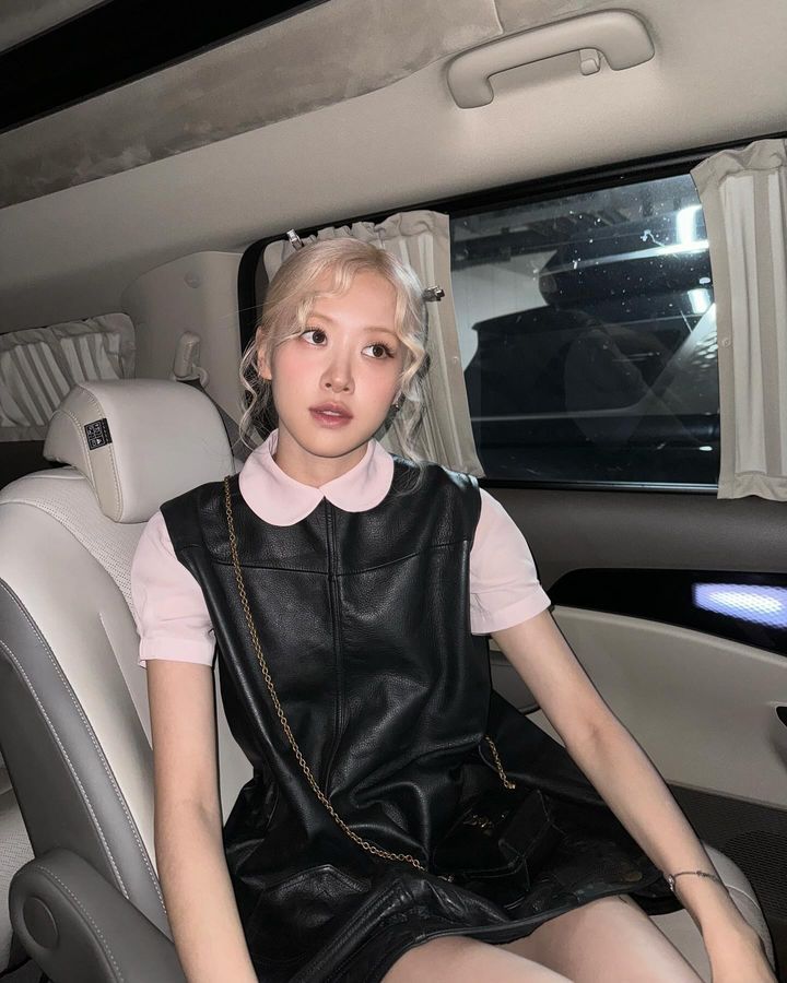 Rosé ins更新🖤 ​​​