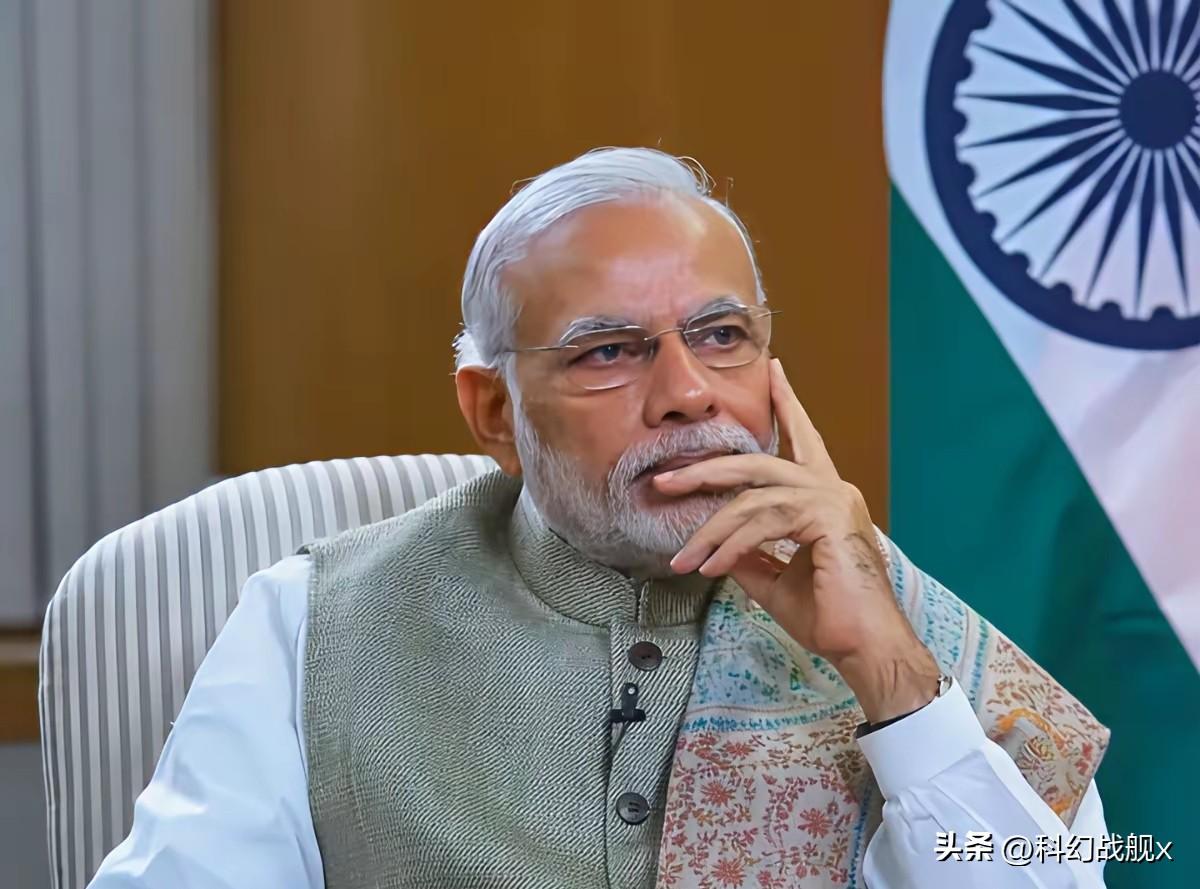 印度扣了两台数控机床，理由是"精度小于10微米，疑似核武相关"——不少人真以为抓