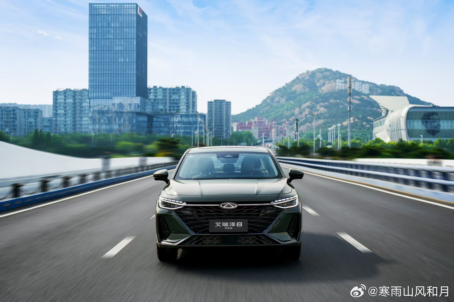赛道神车全新升级，从全球极限赛道到日常通勤，一套同源技术艾瑞泽 8 的赛道底蕴，