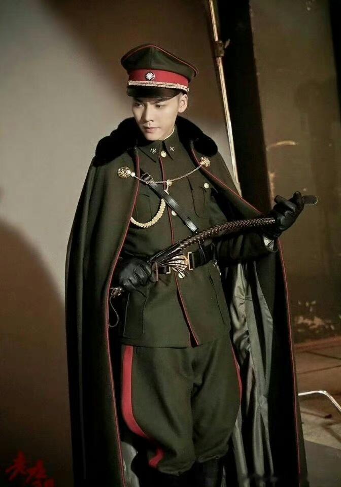 陈伟霆陈瑶曾威航领衔主演 我胚胎式追的九门终于要来啦！就这个张启山权威！