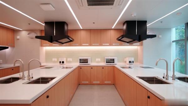 这环境感受下！小米公寓来了 月租金1999元！雷军：应届生优先入驻