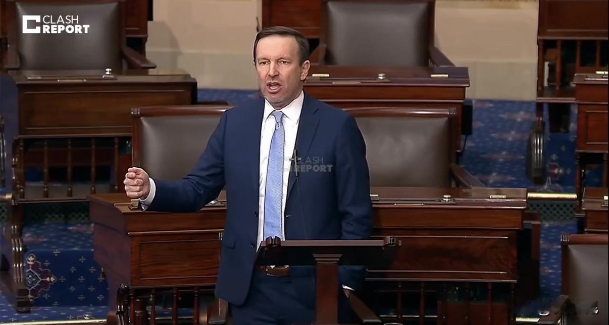 美国参议员克里斯·墨菲今天说：“霍尔木兹海峡实际上已经关闭了十天，目前没有重新开