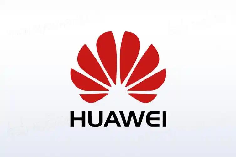 华为藏了一手。

所有人都以为它还在死磕光刻机、追赶制程工艺，结果它突然扔出一篇