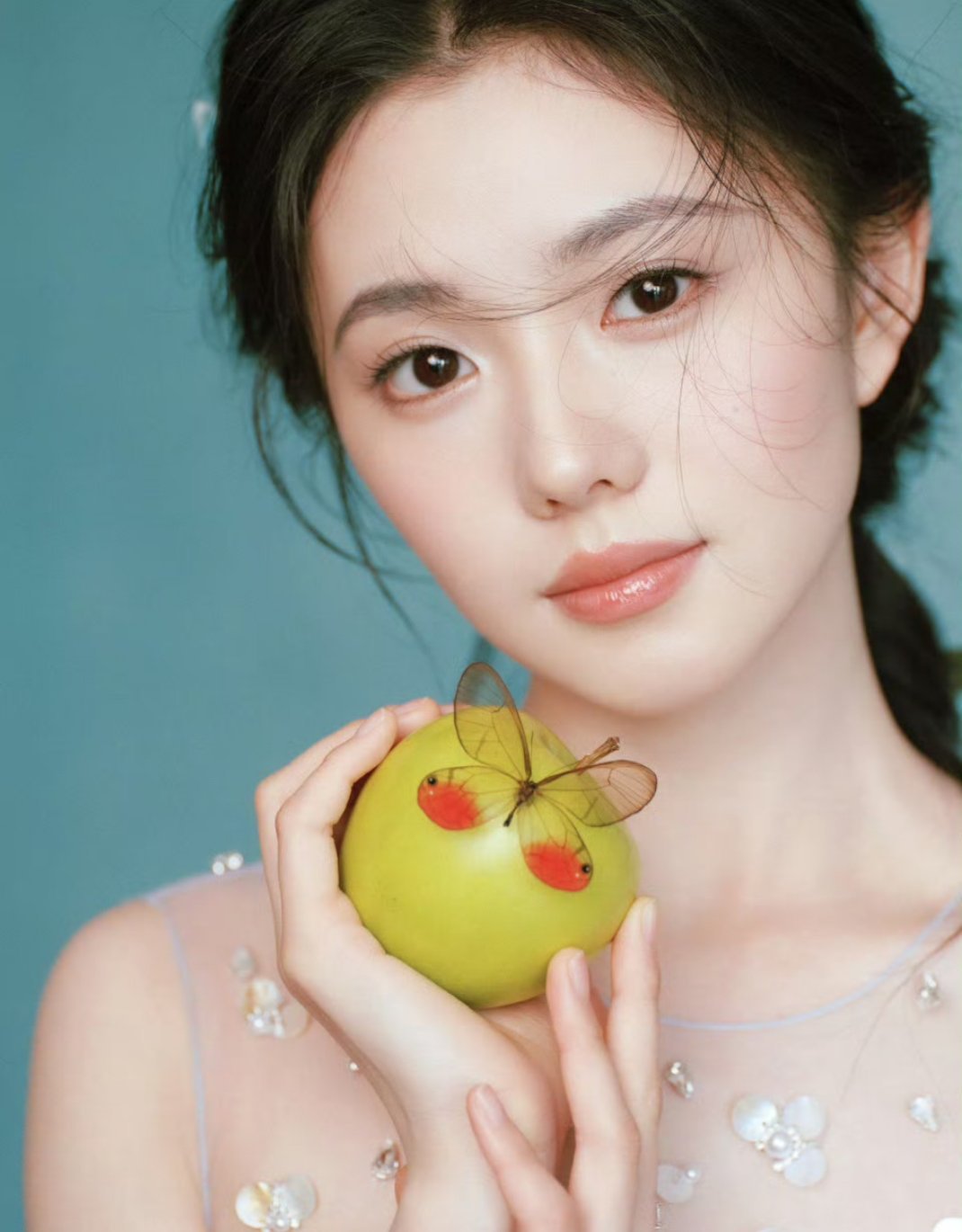 女神怎么从油画里面跑出来了刘浩存宝宝你好美呀！小仙子一样