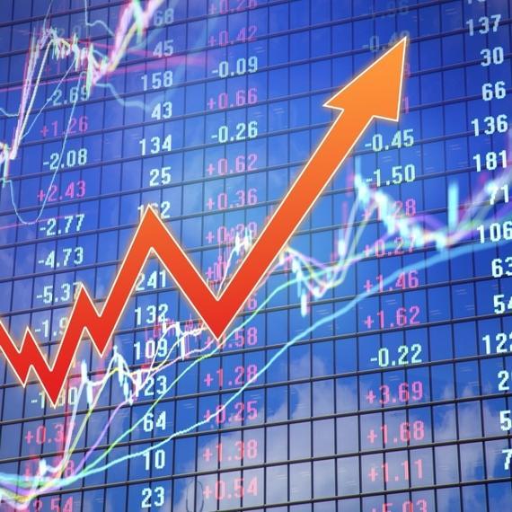 作为一个在股市摸爬滚打十几年的老股民，这篇分析我非常认同。其实每次大级别反弹之前