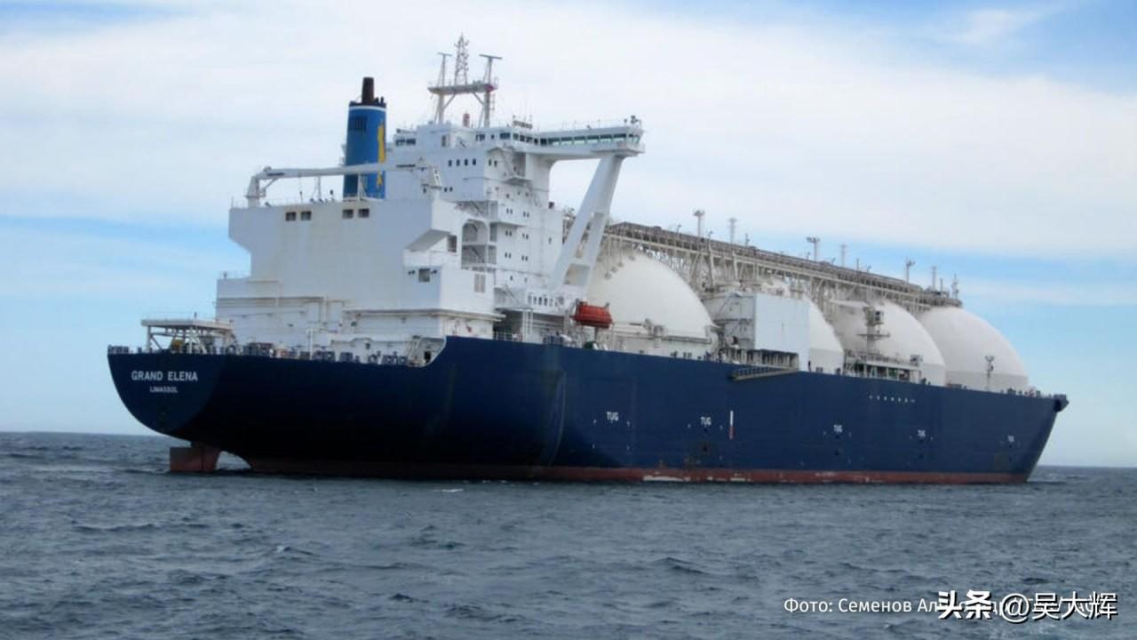 路透社援引两位消息人士报道，印度自2022年以来首次准备恢复进口俄罗斯液化天然气