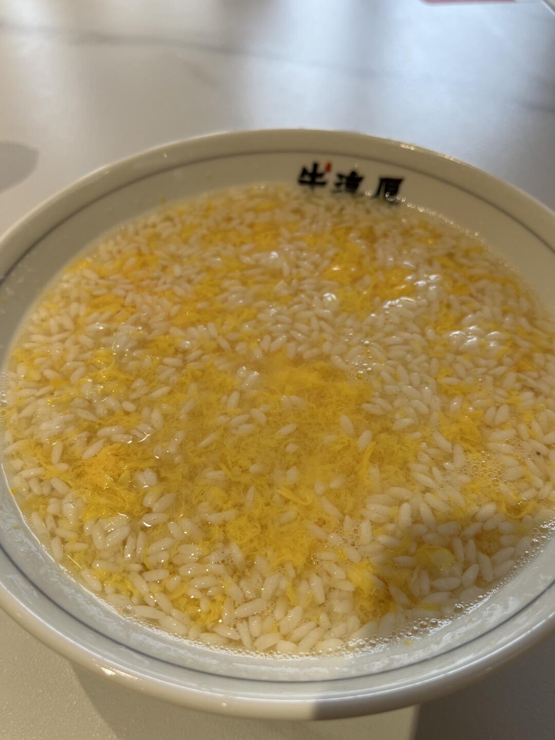 武汉过早，一碗蛋酒里的百味人生