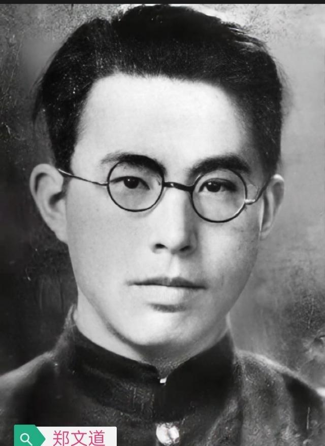 1942年，地下党郑文道求死不成，被日军安置在医院，一名护士每次给他换药，都会多