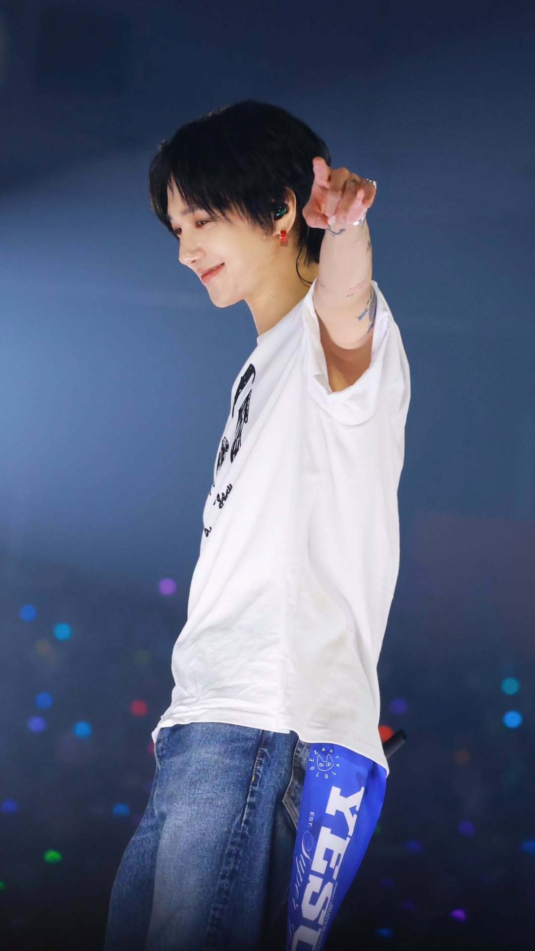 “CB百蓝_。260408金钟云 ins story更新： 