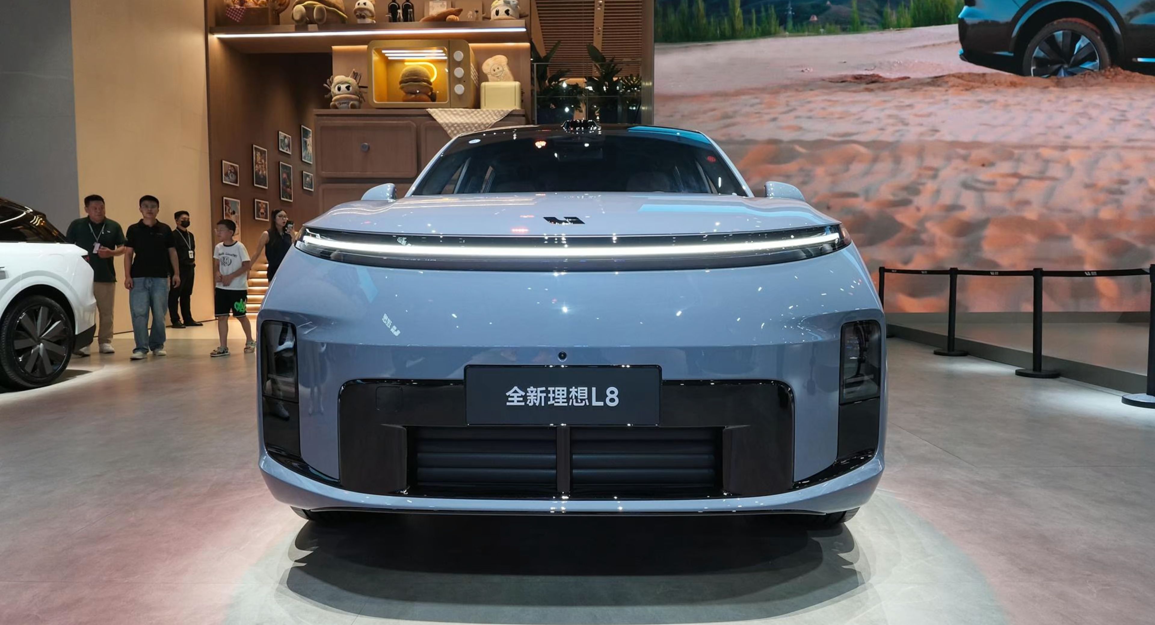 2026款理想L8 Livis车展实拍，外观与内饰静态体验