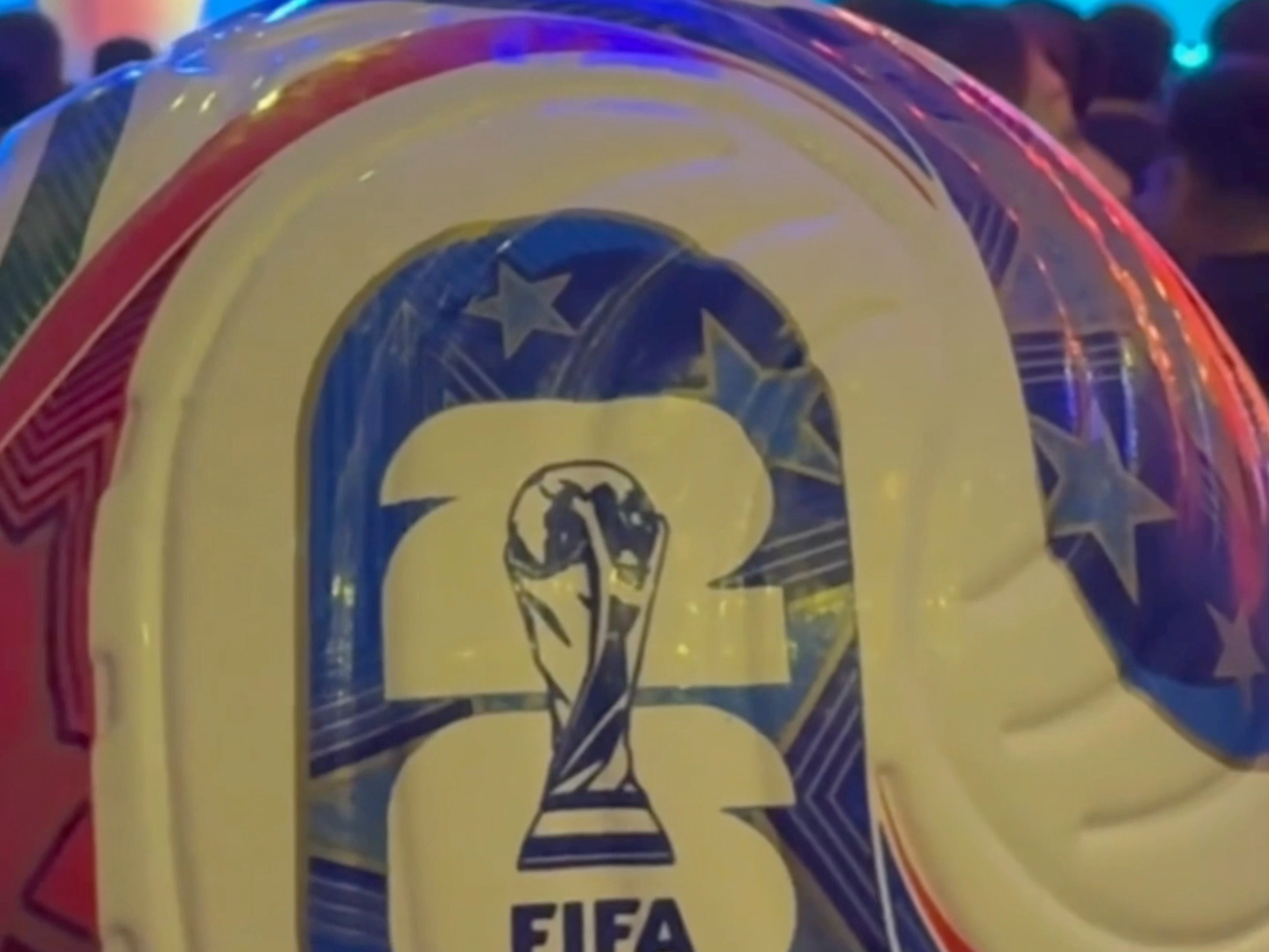 苏超用上世界杯同款足球那四舍五入也是踢上世界杯了 …… 