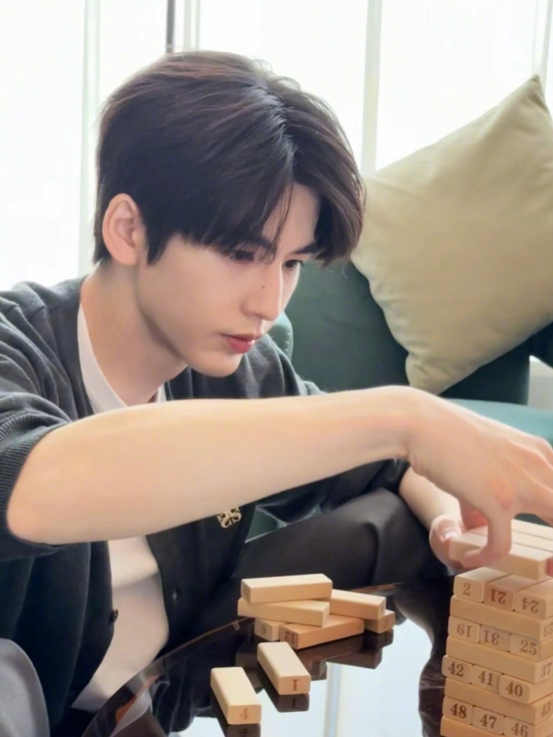 张凌赫哥哥男友力Max！｜张凌赫