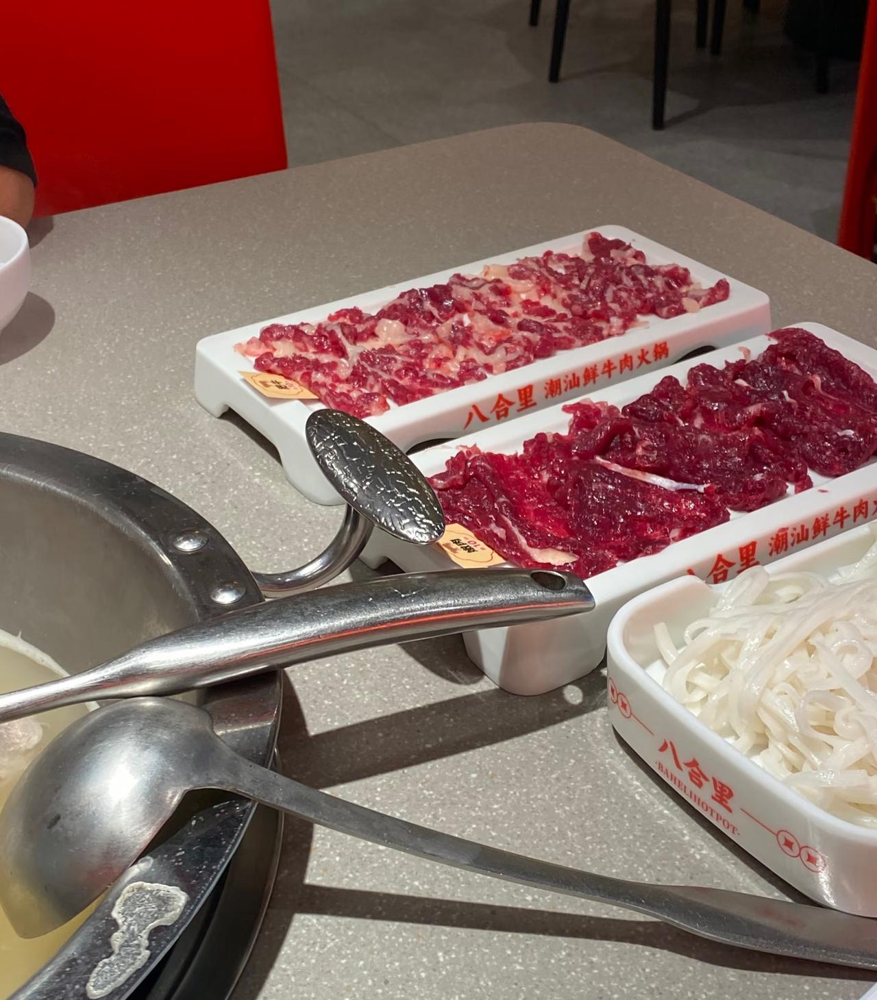 上班真正的意义
并非是让你去挣这挣那
也不是单纯为了那三五千的工资
而是让你的生