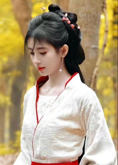 网传鞠婧祎、陈都灵、曾舜晞、田嘉瑞将出演郭敬明版的《画皮》，大家期待吗？#鞠婧祎