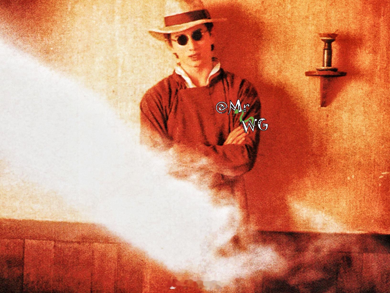 香港电影独家扫描 无心爱上却是你，大概就是命中注定……一根电线杆，连接阴阳与两周