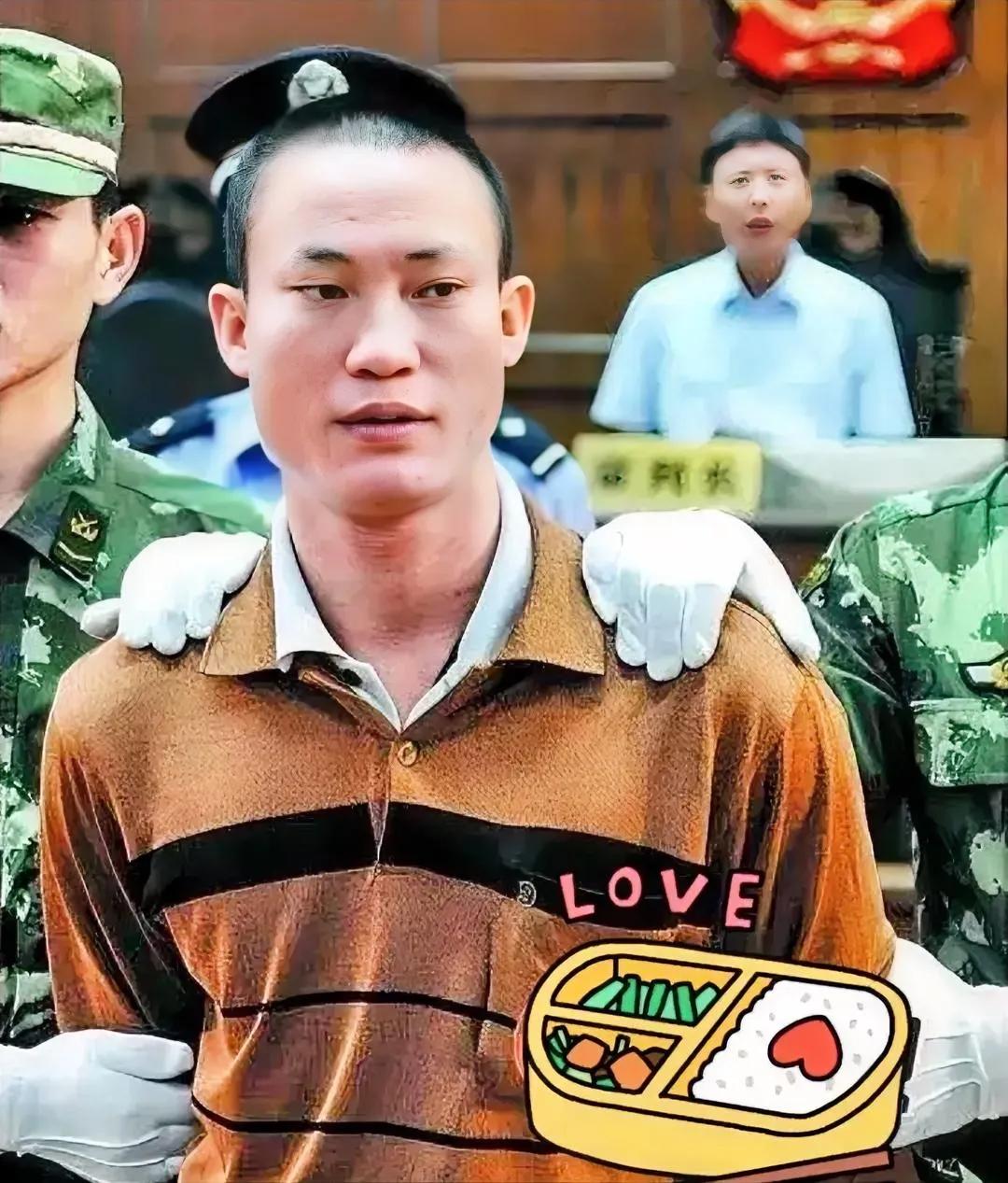 2009年，张国全被押赴刑场，即将执行死刑，照片中的他看上去非常的年轻，可惜的是