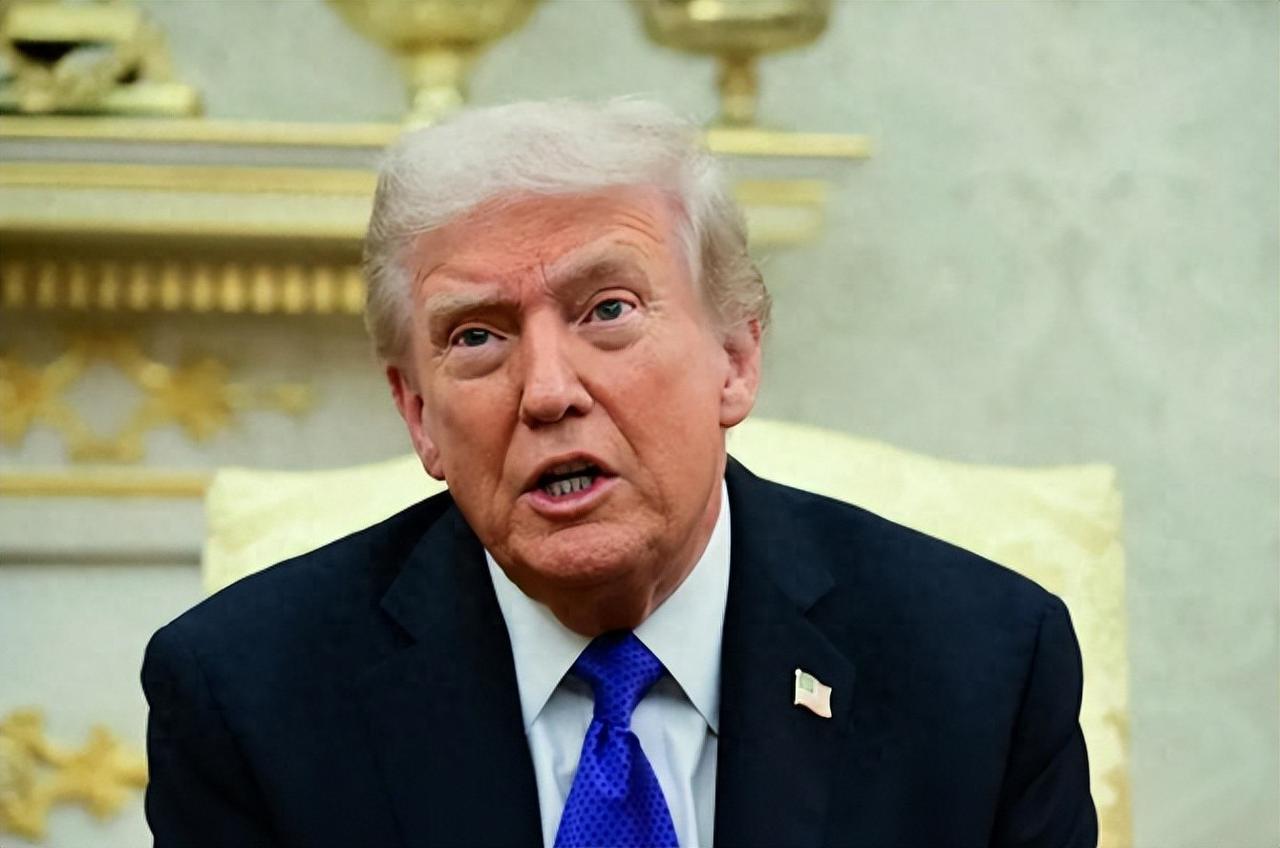 特朗普取消会晤转向制裁，普京不忍了，用洲际导弹发出最强警告。

翻到这一步，谈不