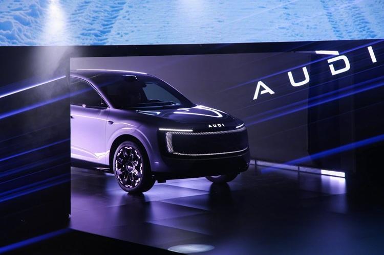 上汽奥迪高管炮轰行业乱象昨天晚上，上汽奥迪全新纯电SUV E7X的预售发布会。营