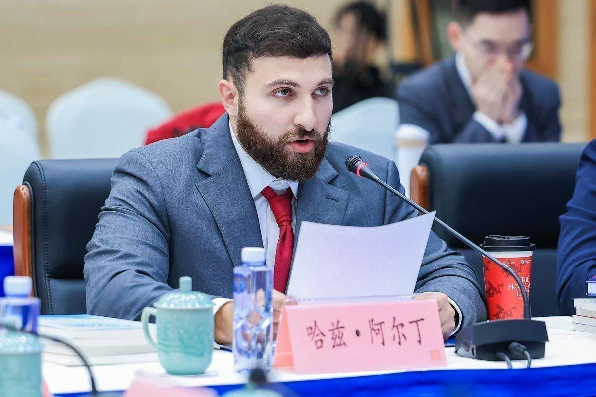 新闻快讯——美国共产党哈兹·阿尔丁（Haz Al-Din），是美利坚共产党（AC