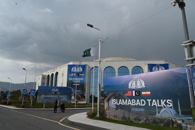 强加条件 + 反复无常！美军方前顾问直言：美国总统的不可预测性，让中东谈判陷入死