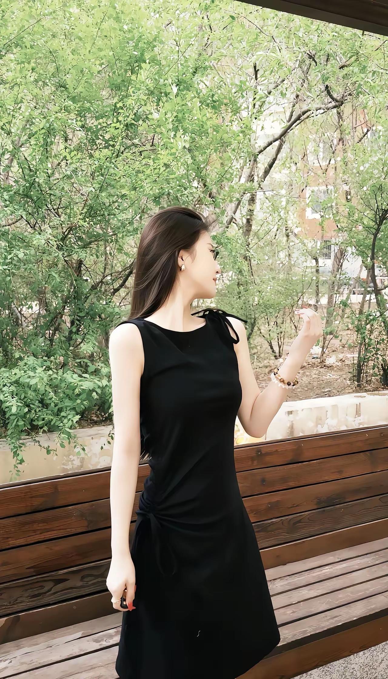 人这一生，会爱上几个人？
 
结合大多数人的情感经历、心理规律，分几种层次说，很