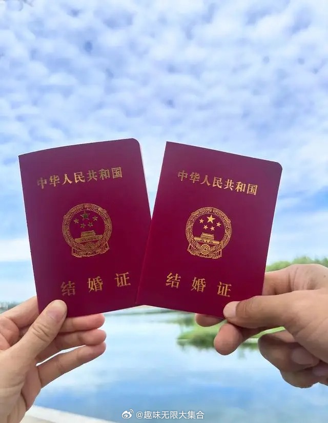 原来做自媒体还管分配对象自媒体博主工作结缘相恋成婚做自媒体也太神奇了吧！辛辛苦苦