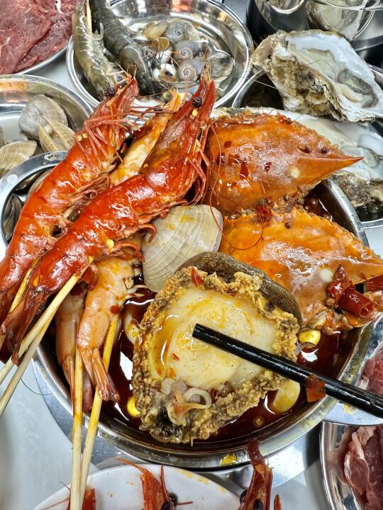 上海新开的！！！！海鲜萨莉亚无敌了………
