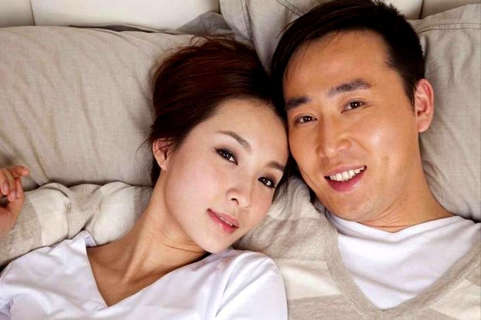 每次亲热都想整点浪漫花样，但你有没有想过，就因为那轻轻一吻，可能会让你接下来的半