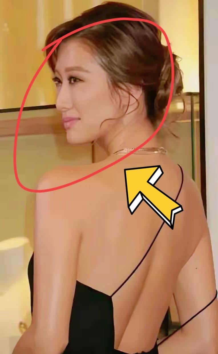 谢婷婷很美，个子高挑，1.75米，五官有型，真奇怪，妹妹这么高。

谢婷婷长期居