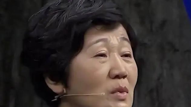 1979年，天津知青为了回城，狠心抛夫弃女！但35年后，她却在医院意外碰见前夫，