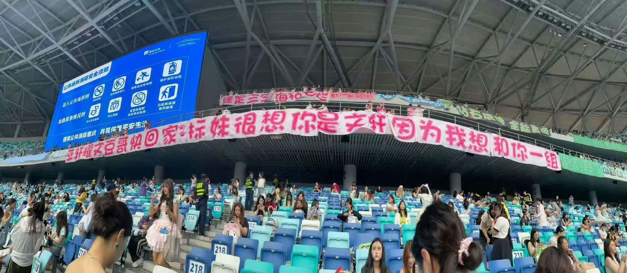 所有人都应该来看碗盆批的超绝皇帝位长灯牌 