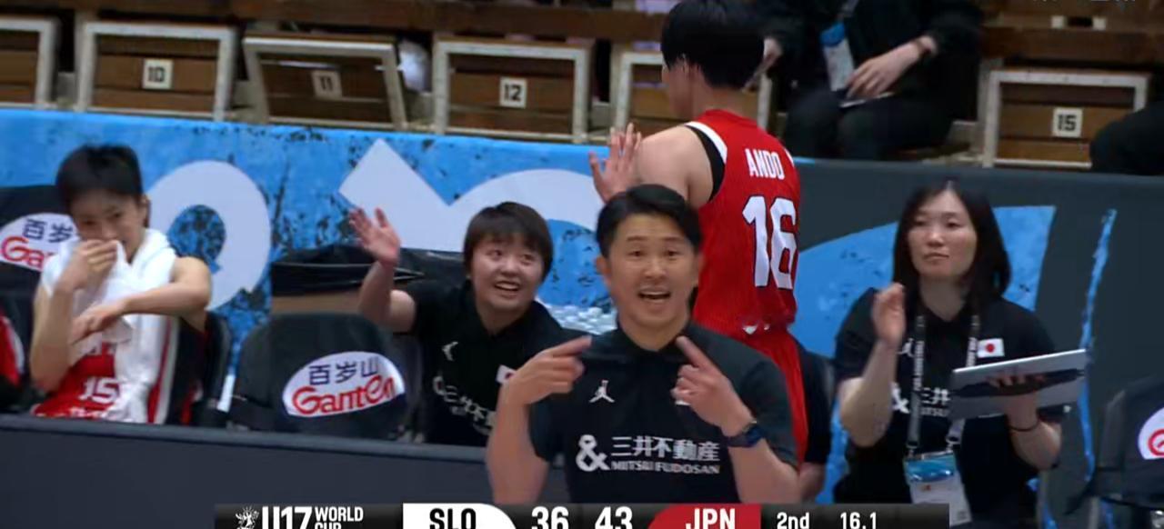 7月12日U17女篮世界杯太精彩了！日本队以89：59大胜世界排名第6的斯洛文尼