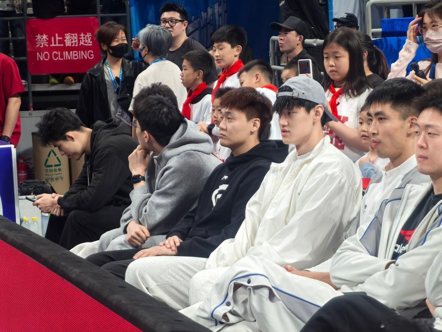 北京男篮vs青岛男篮 希望他们早日归来