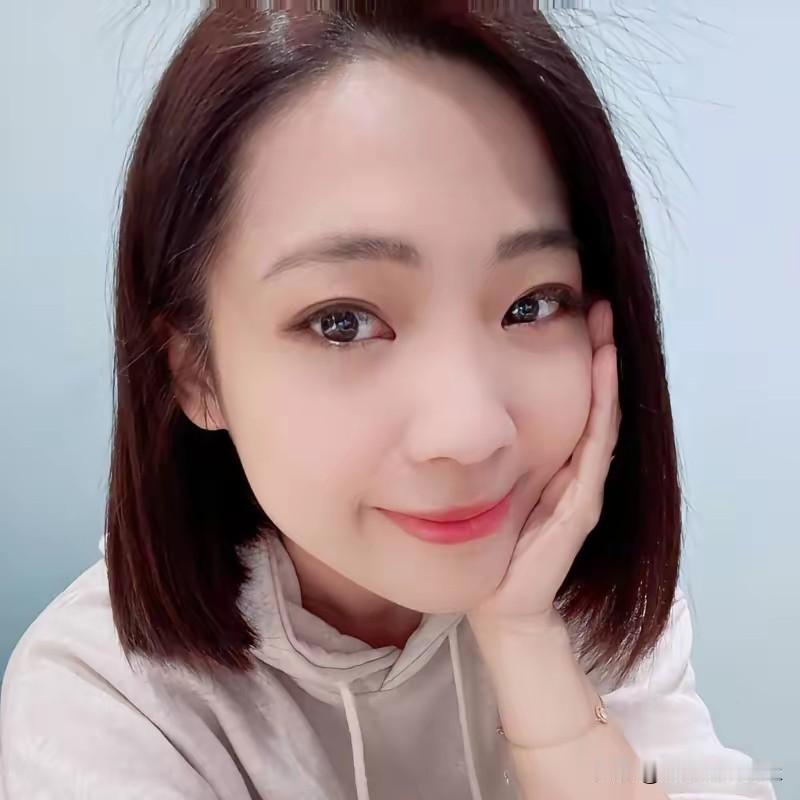 靠实力搏到C位的徐巧芯！

就在台湾岛内，九合一地方选举开启之时，国民党的一支由