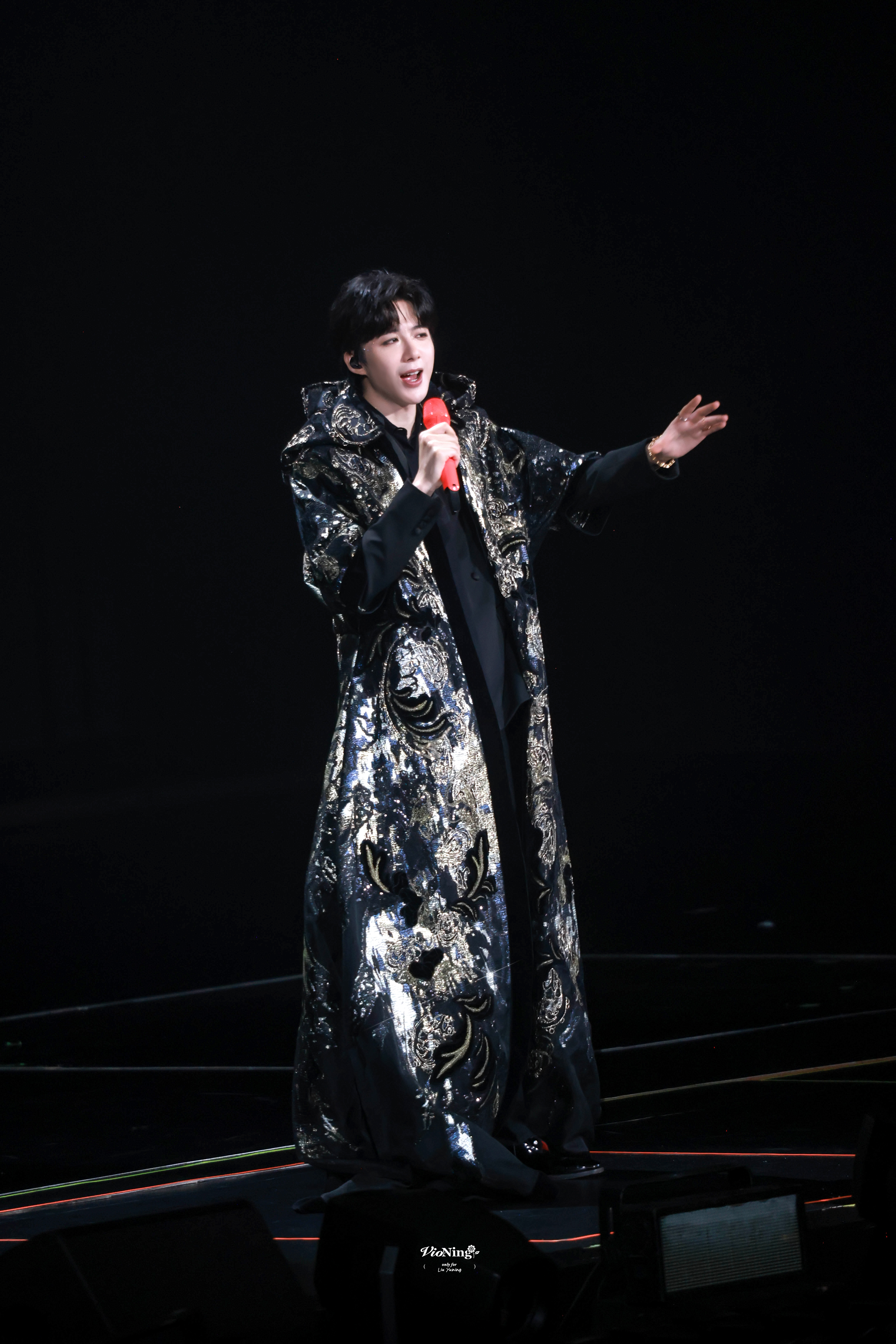 本周我完成了连续7天铁粉打卡，与的铁粉值额外增加1分！摩登兄弟陪伴的你的每一寸岁