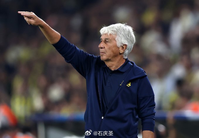 【目标冠军】加斯佩里尼透露，罗马的计划是三年内拿下意甲冠军：“我们原本的规划是三