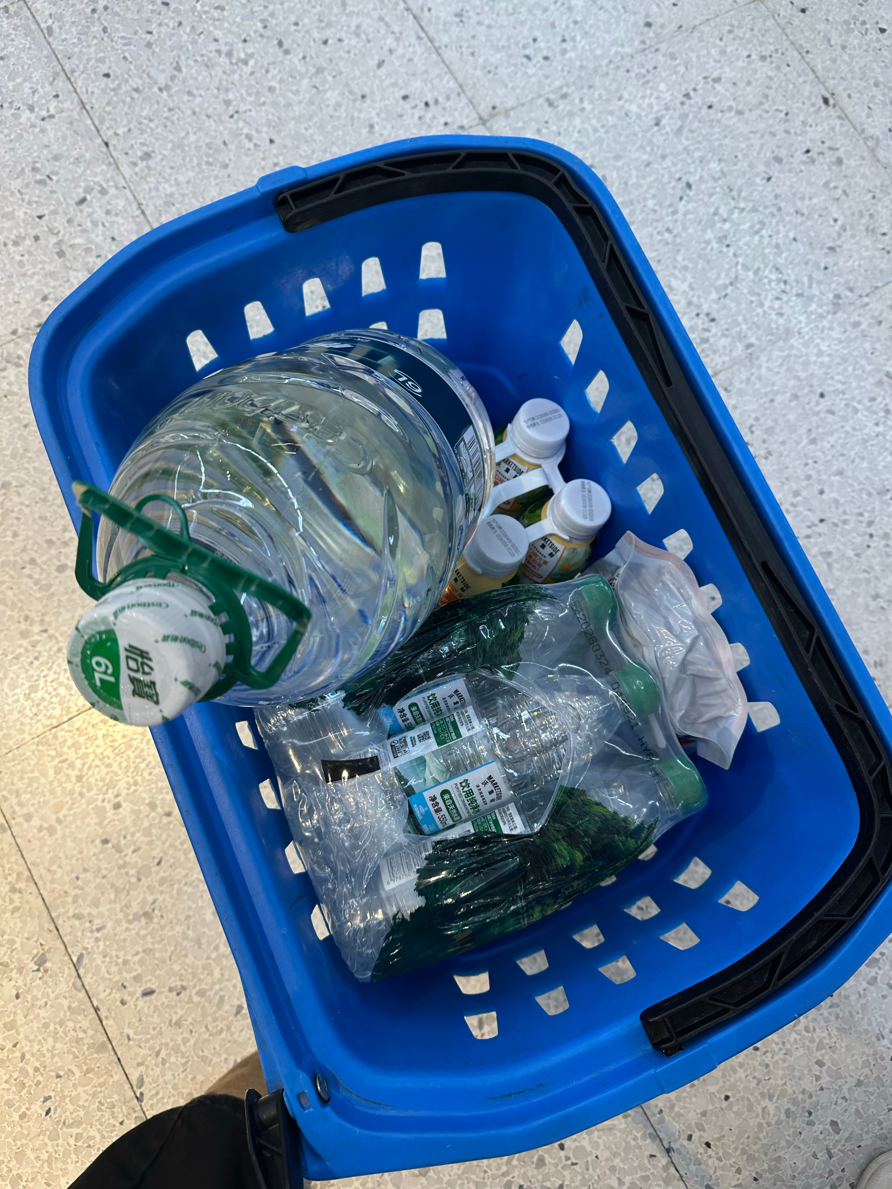两个水牛 