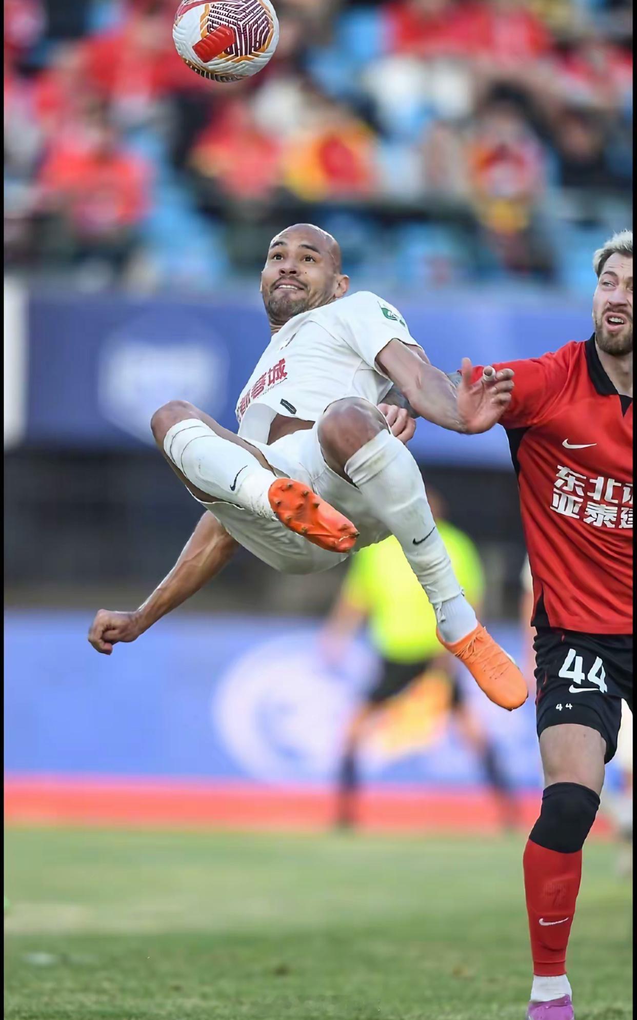 0-2到3-2！今晚的上海滩只属于一个人——费利佩！！⚽️🔥从惊艳全场的倒挂金