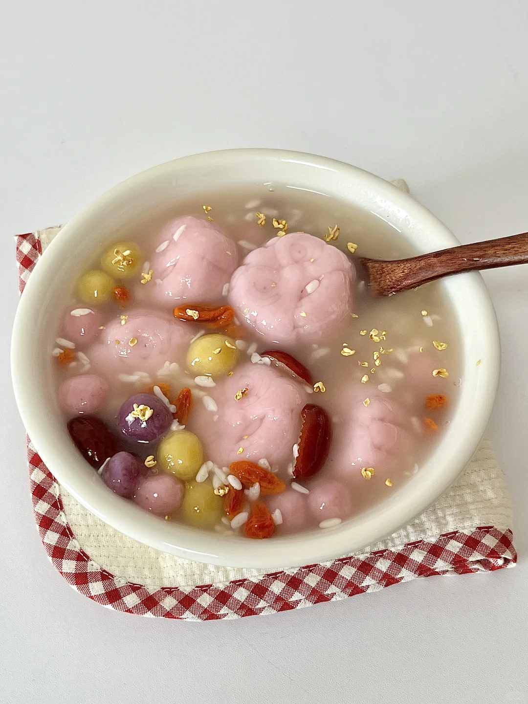 冬至到❗来一碗可爱的🦁汤圆🥣