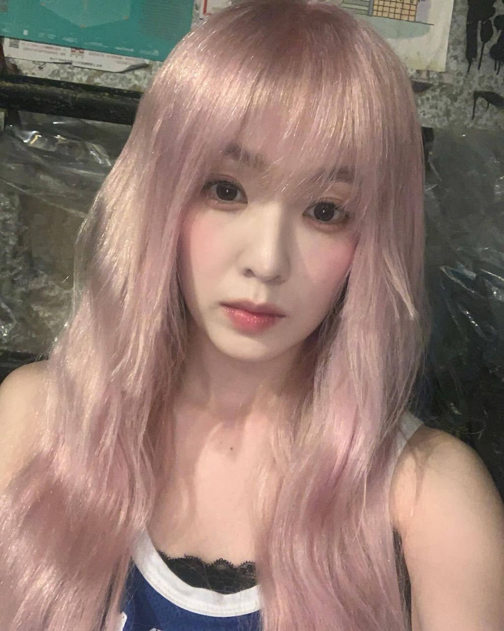 裴珠泫这粉头跟老奶奶戴假发一样哈哈哈 ​​​