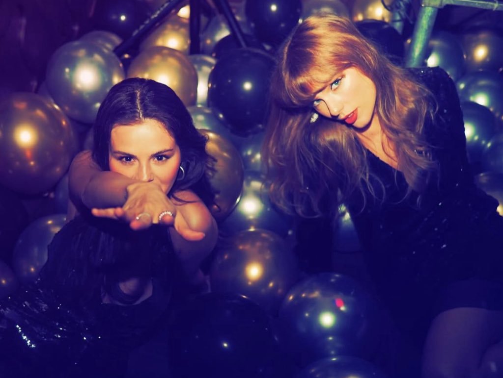 Taylor Swift & Selena Gomez ​​​