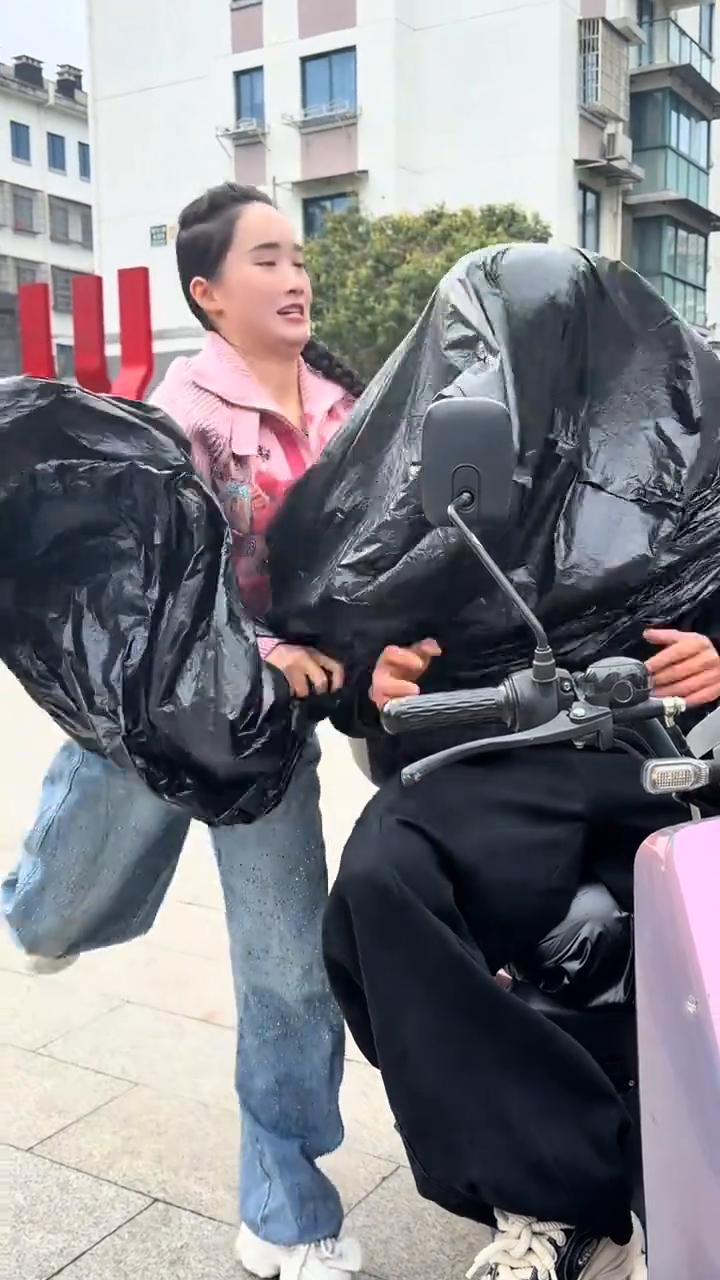 谁那么缺德呀！