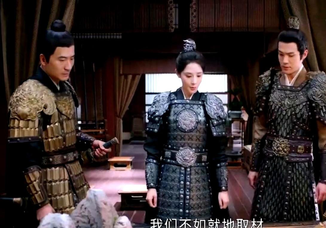 凤凰台上第13集预告：凌苍苍夜袭被俘，萧焕亲赴西江与库莫尔和谈。
凌苍苍想夜袭沙