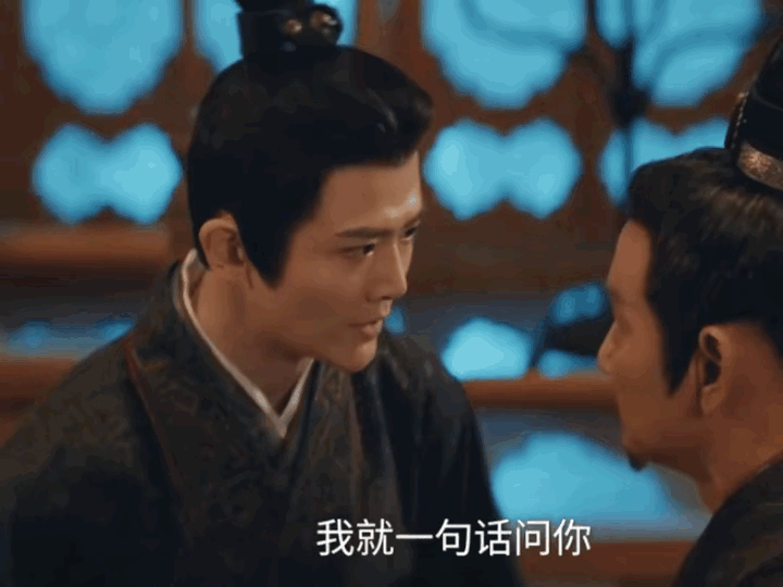 《折腰》魏俨只问了陈滂一句“当年我母亲是被你强掳占有的吗？”，就被恼羞成怒的陈滂